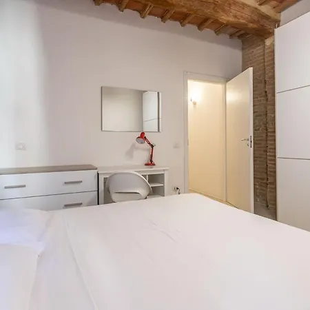 Fabretti - Modern & Elegant 2-bedroom Downtown Retreat