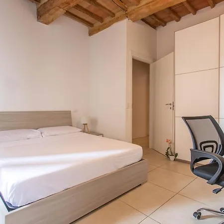 Fabretti - Modern & Elegant 2-bedroom Downtown Retreat Apartment *