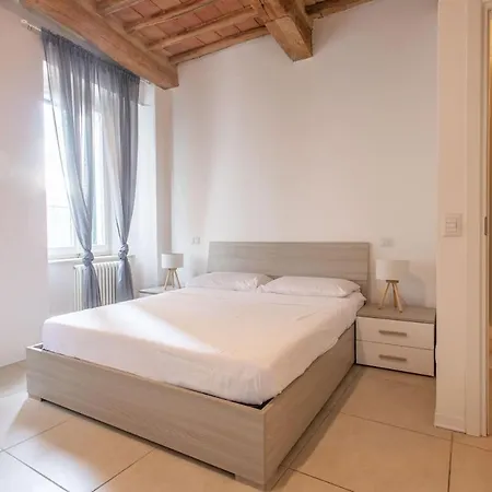 Fabretti - Modern & Elegant 2-bedroom Downtown Retreat *